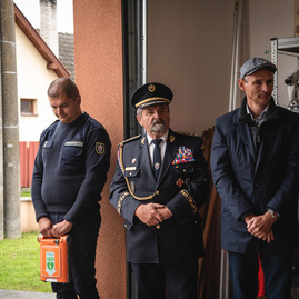 Zväčšiť fotografiu - V horovciach utekali so starostami, v opatovciach krstili zbrojnicu - TSK_AED Opatovce_mini (11 of 24)